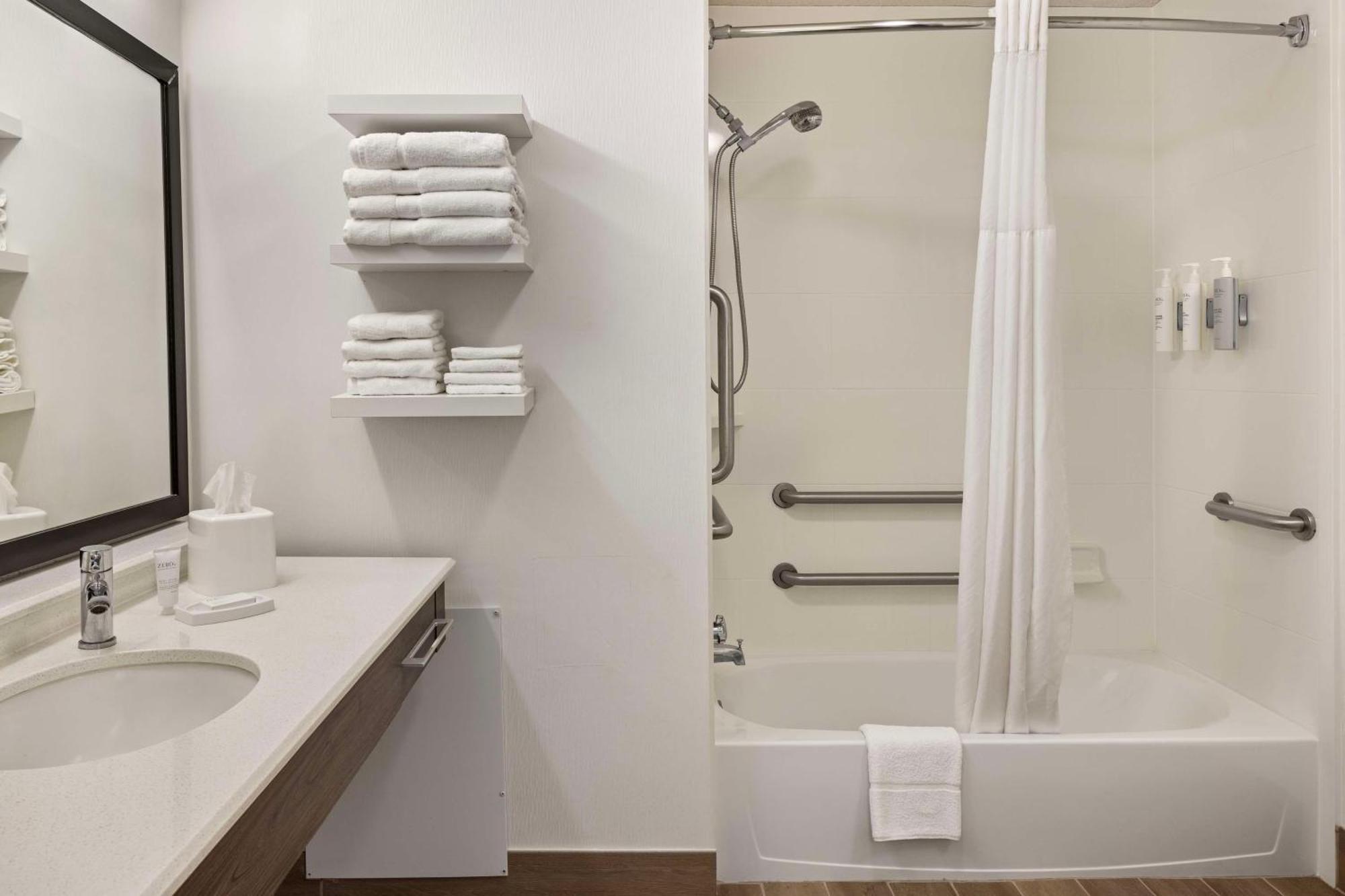 Hampton Inn Minneapolis Northwest Maple Grove Exterior foto